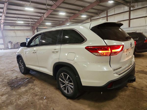 2019 TOYOTA HIGHLANDER SE/XLE