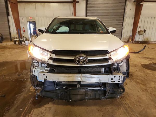 2019 TOYOTA HIGHLANDER SE/XLE