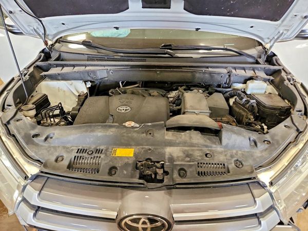 2019 TOYOTA HIGHLANDER SE/XLE