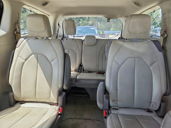 2017 CHRYSLER PACIFICA Touring L Plus
