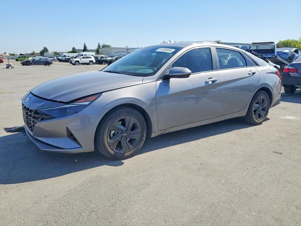 2022 HYUNDAI ELANTRA