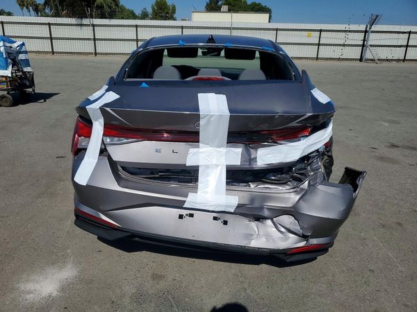 2022 HYUNDAI ELANTRA SEL