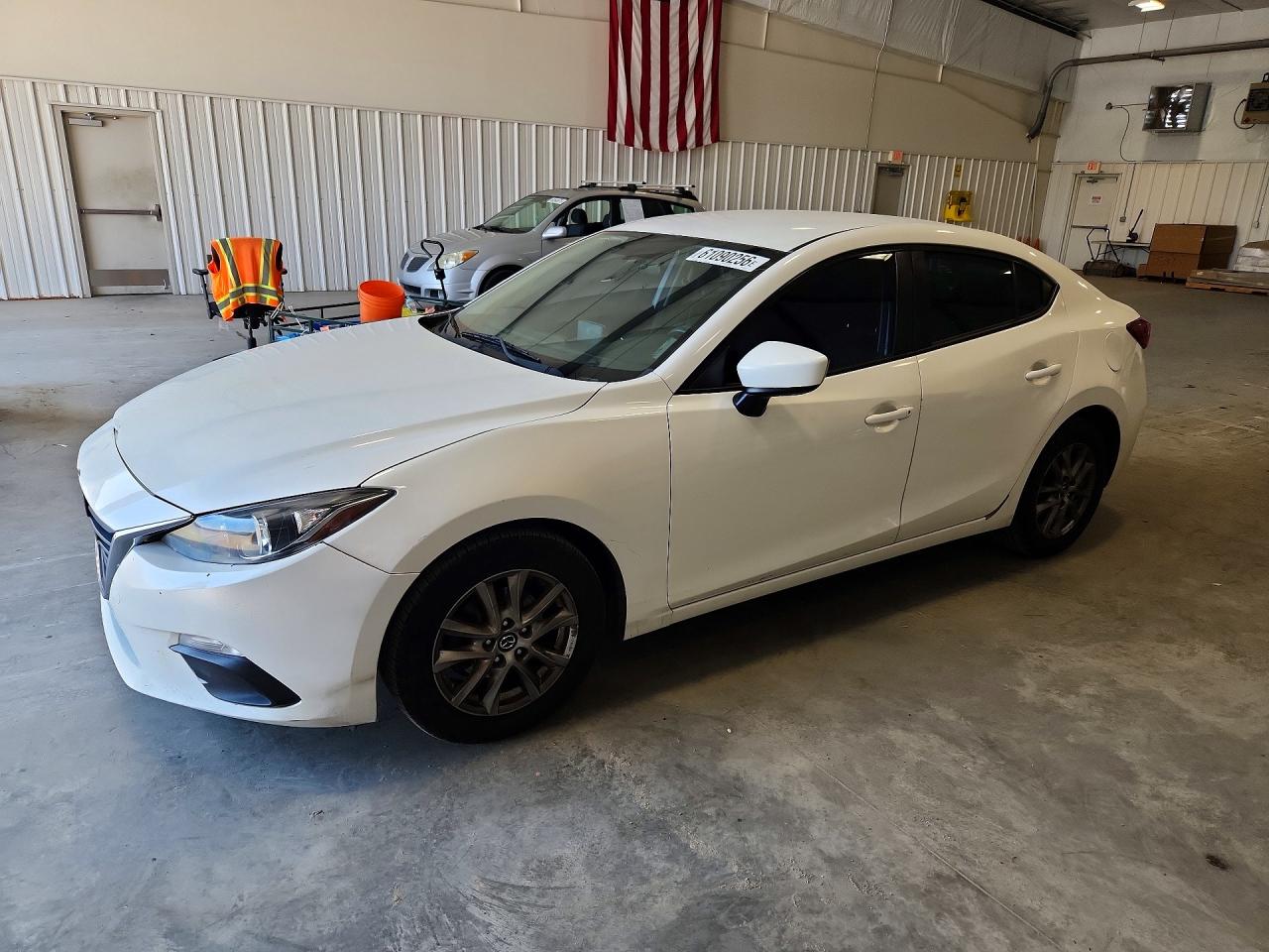 2016 MAZDA 3 SV/Base