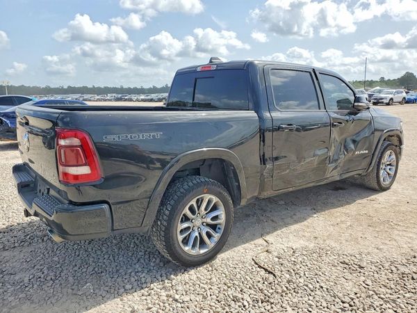 2022 RAM 1500 LARAMIE CREW CAB 4X2
