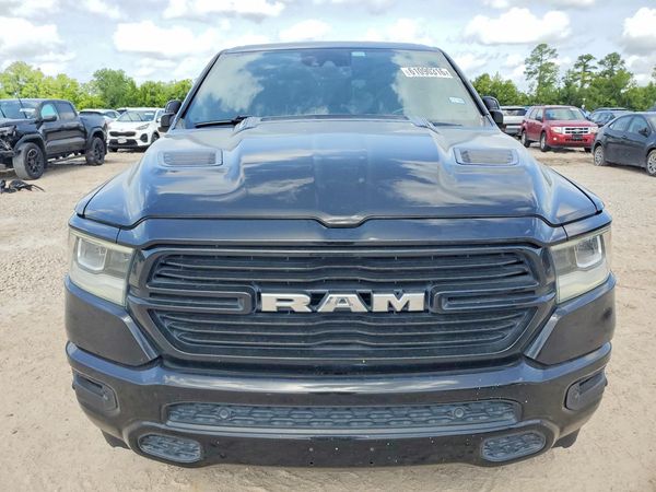 2022 RAM 1500 LARAMIE CREW CAB 4X2