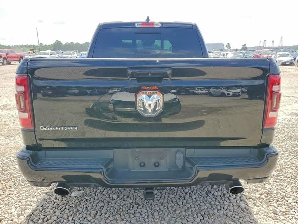 2022 RAM 1500 LARAMIE CREW CAB 4X2