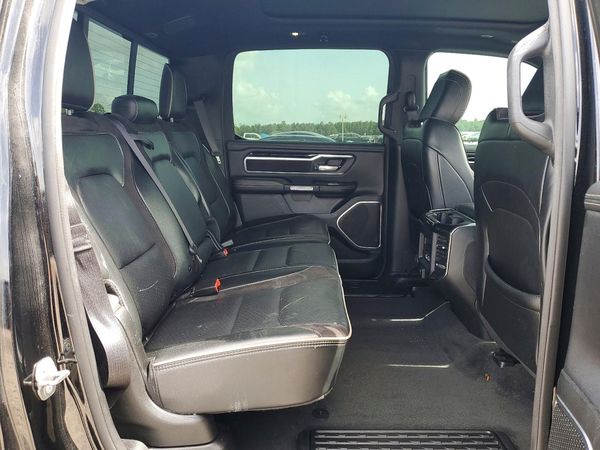 2022 RAM 1500 LARAMIE CREW CAB 4X2