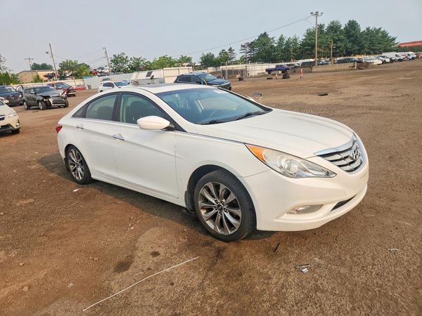 2013 HYUNDAI SONATA