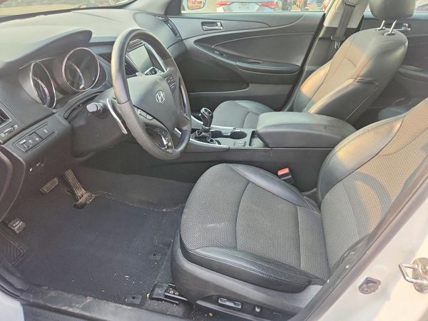2013 HYUNDAI SONATA