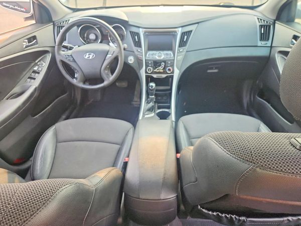 2013 HYUNDAI SONATA