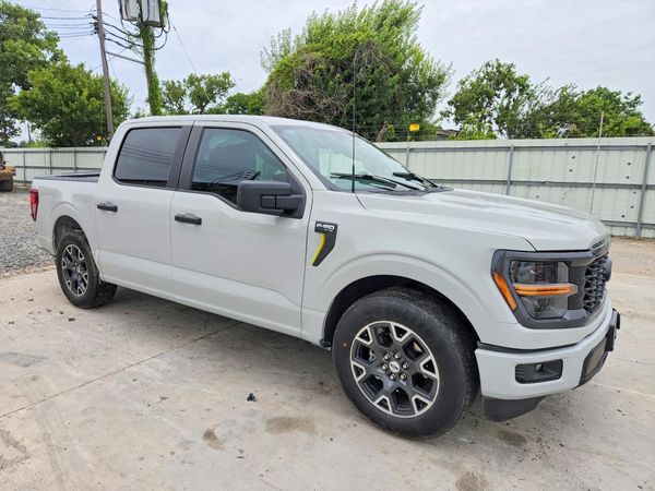2024 FORD F150