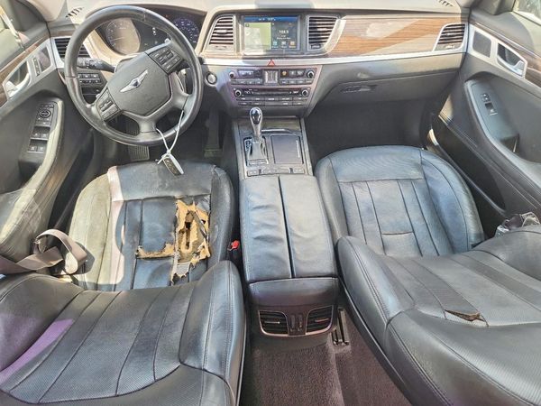 2017 GENESIS G80