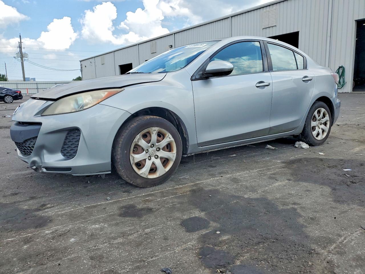 2013 MAZDA 3 Sport/GX