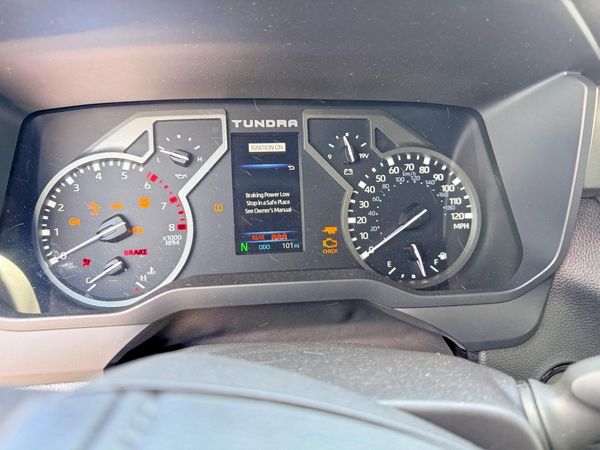2025 TOYOTA TUNDRA SR5