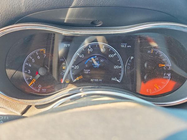 2019 JEEP GRAND CHEROKEE Laredo