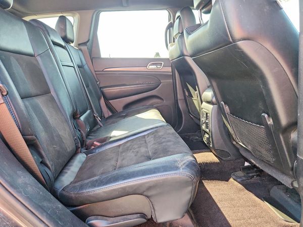 2019 JEEP GRAND CHEROKEE Laredo