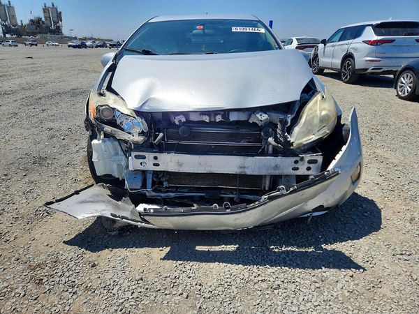 2013 TOYOTA PRIUS — DIRF