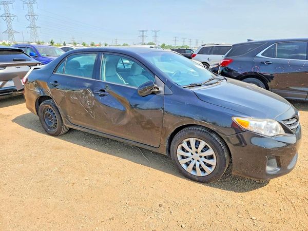 2013 TOYOTA COROLLA