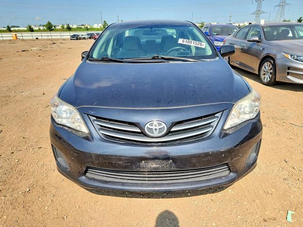2013 TOYOTA COROLLA