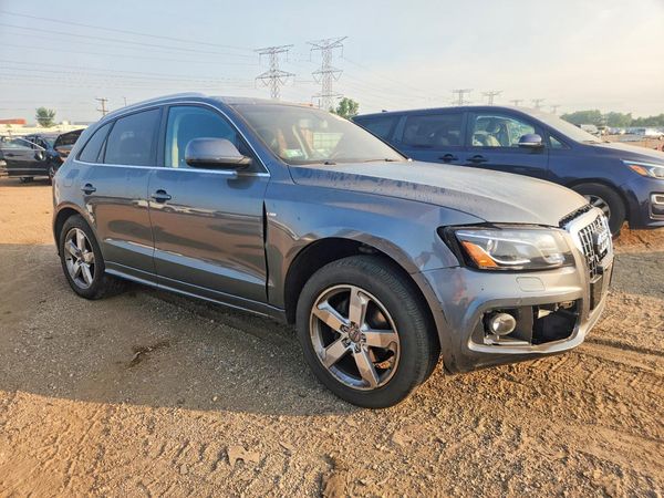 2012 AUDI Q5 Premium Plus