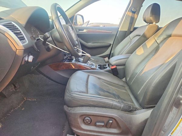 2012 AUDI Q5 Premium Plus