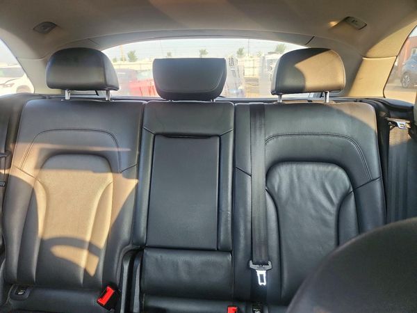 2012 AUDI Q5 Premium Plus