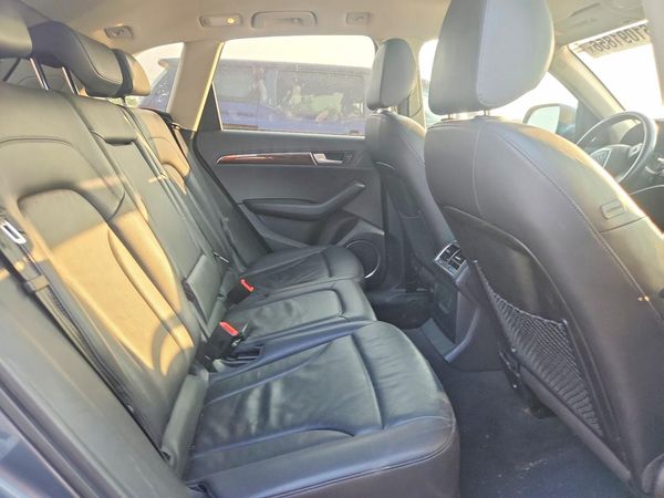 2012 AUDI Q5 Premium Plus