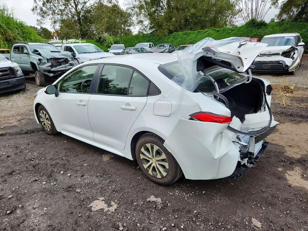 2022 TOYOTA COROLLA