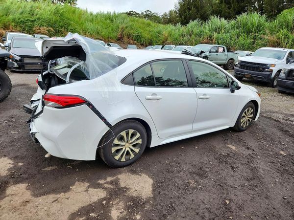2022 TOYOTA COROLLA