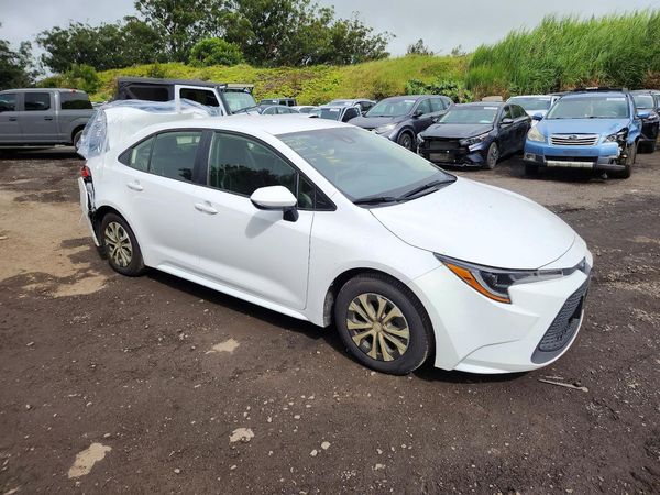 2022 TOYOTA COROLLA