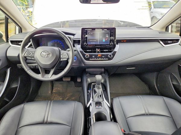 2022 TOYOTA COROLLA