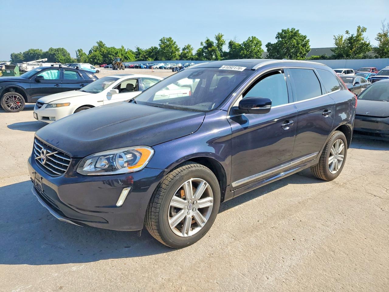 2017 VOLVO XC60 Inscription