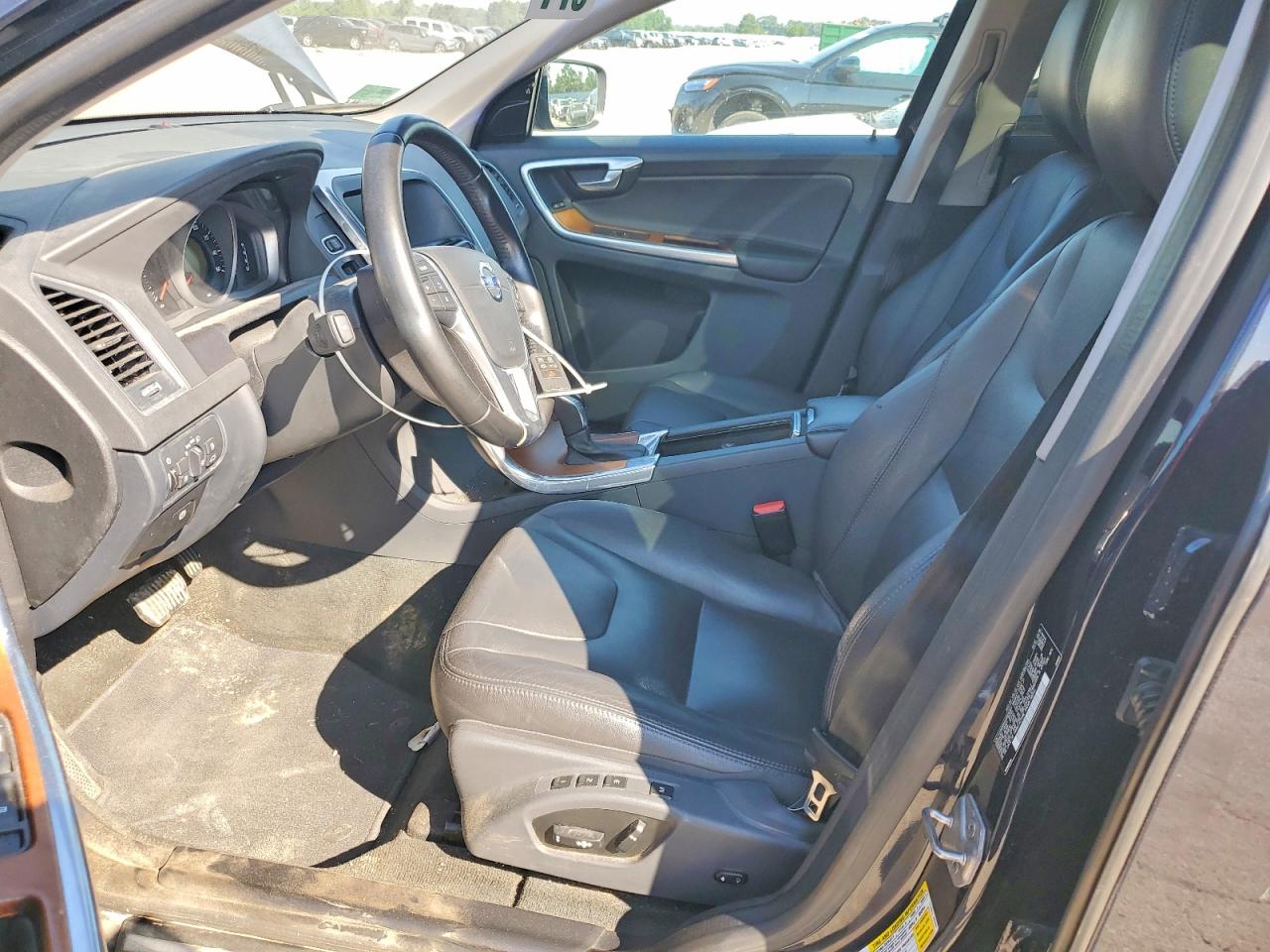 2017 VOLVO XC60 Inscription