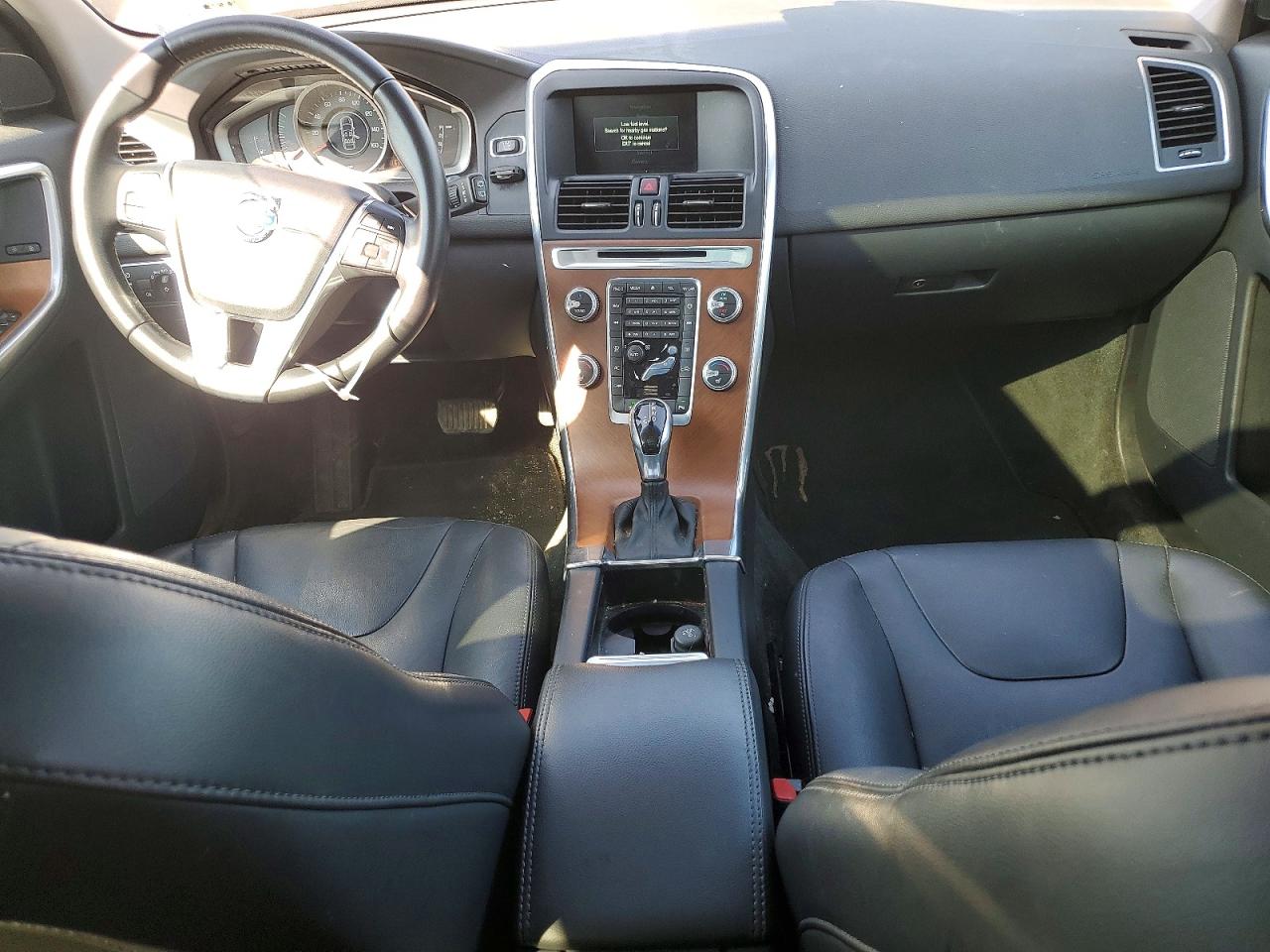 2017 VOLVO XC60 Inscription