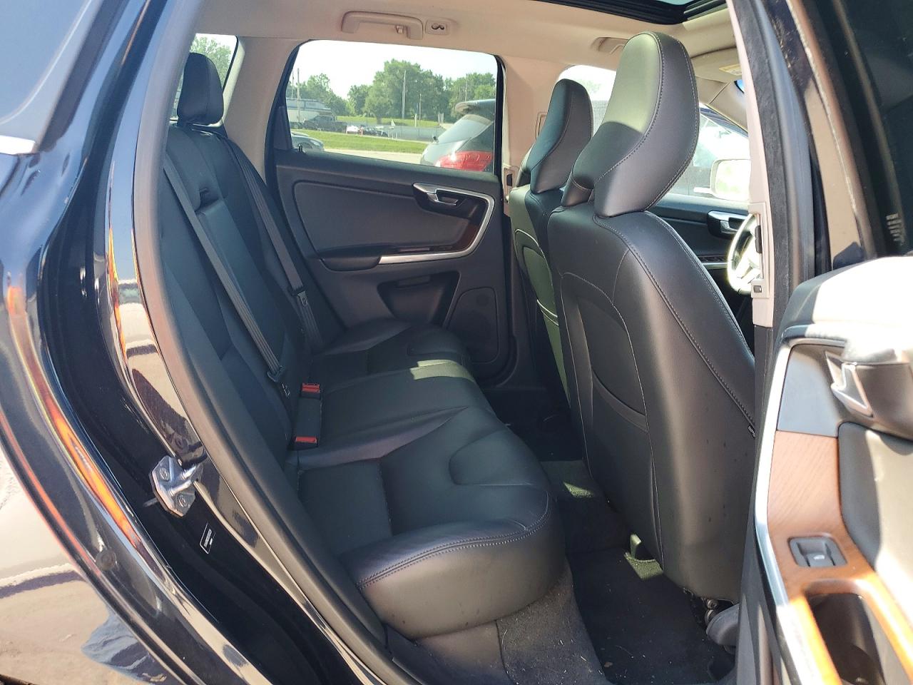 2017 VOLVO XC60 Inscription