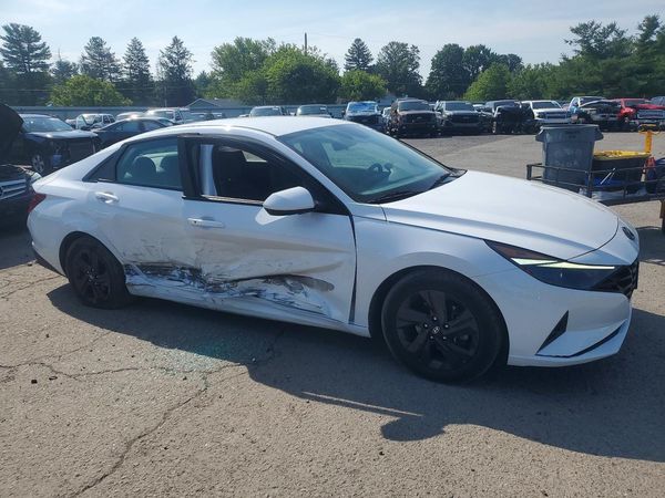 2021 HYUNDAI ELANTRA