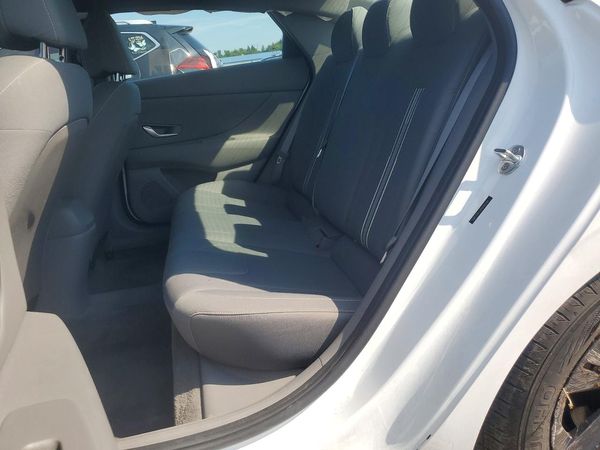2021 HYUNDAI ELANTRA
