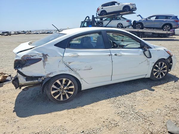 2015 HYUNDAI ACCENT