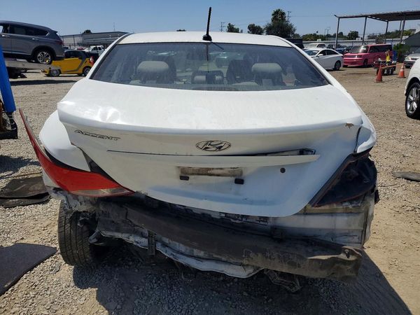 2015 HYUNDAI ACCENT