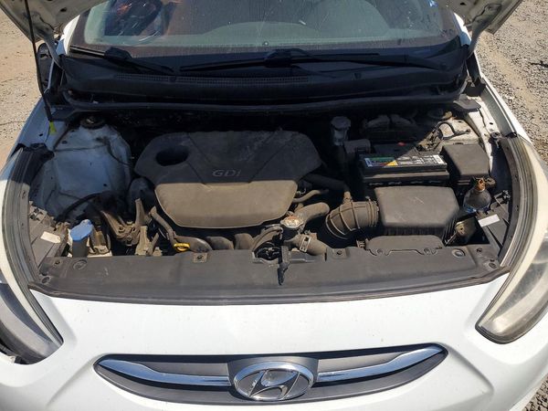 2015 HYUNDAI ACCENT