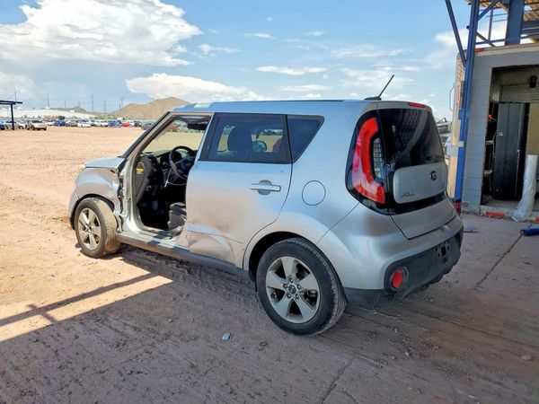 2017 KIA SOUL Base