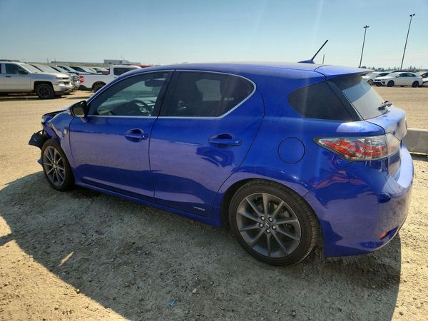 2013 LEXUS CT 200h