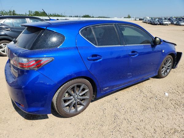2013 LEXUS CT 200h