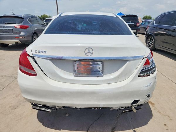 2015 MERCEDES-BENZ C Base