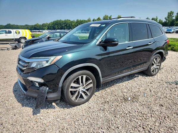2017 HONDA PILOT Elite