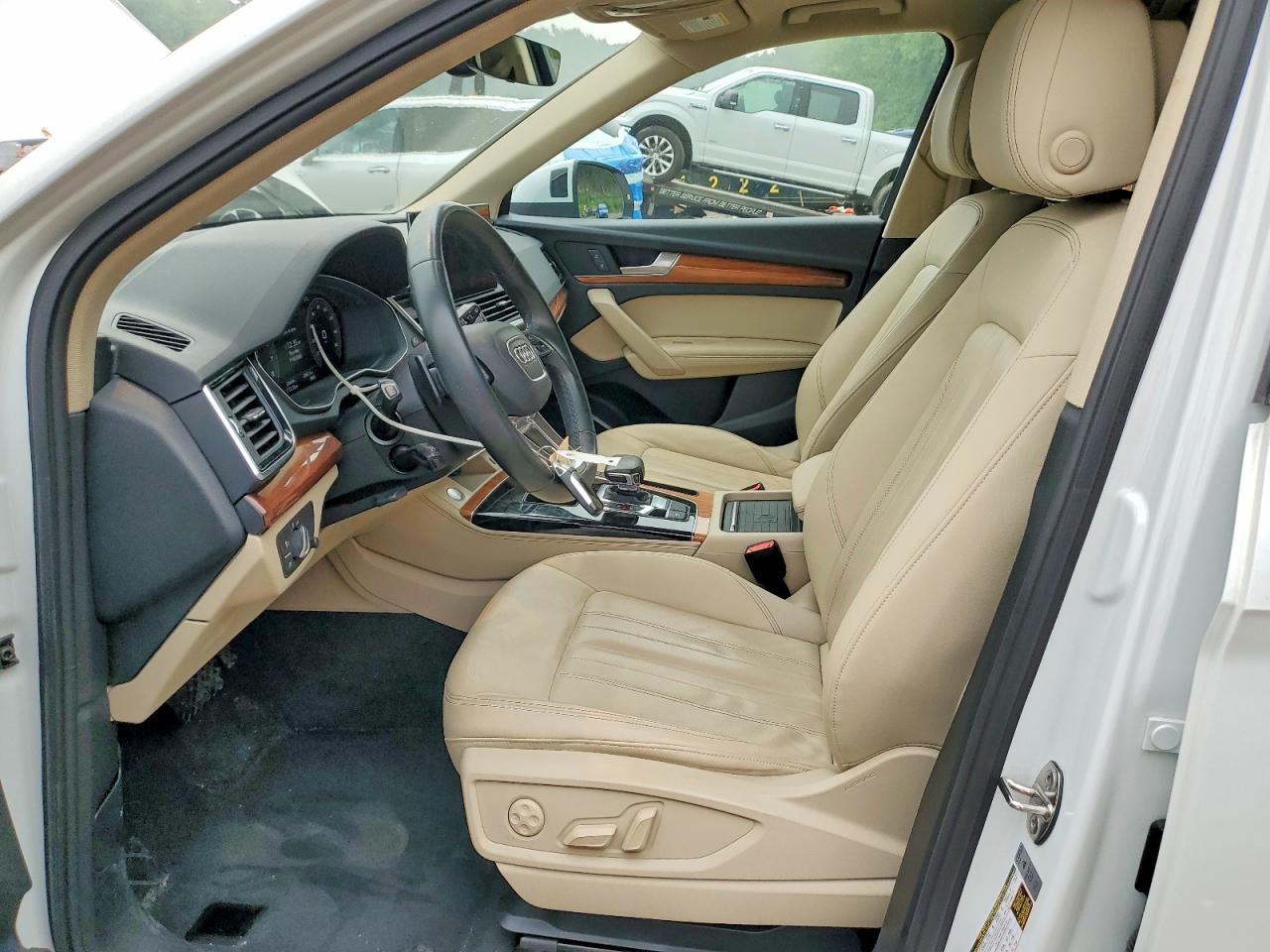 2021 AUDI Q5 quattro Premium Plus