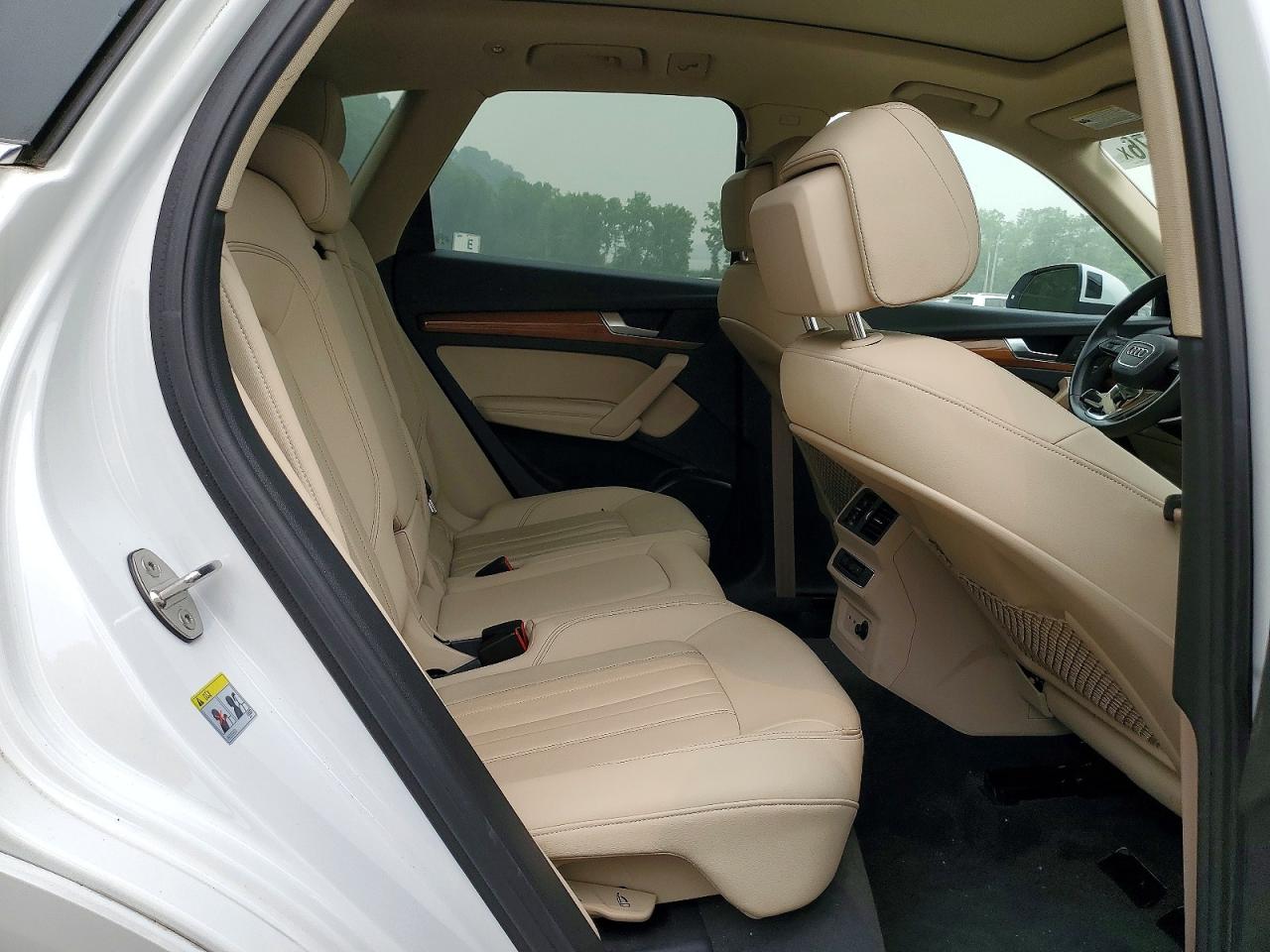 2021 AUDI Q5 quattro Premium Plus