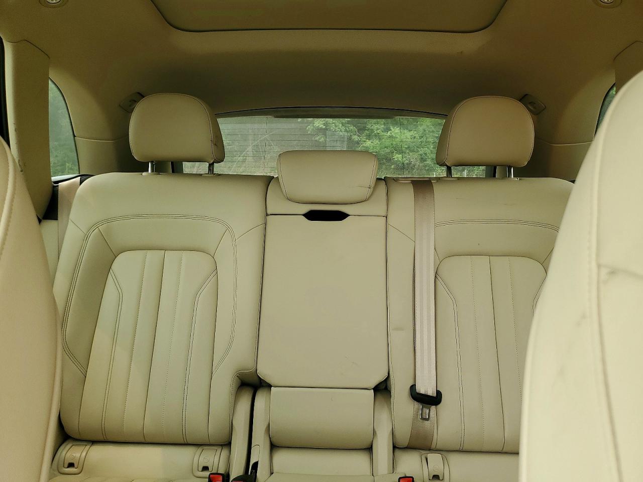 2021 AUDI Q5 quattro Premium Plus