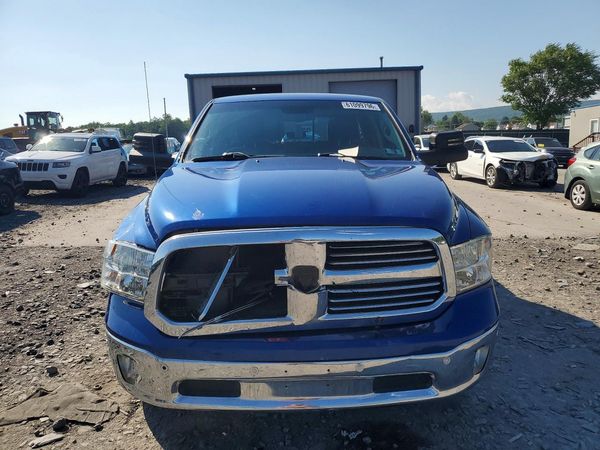 2014 RAM 1500 SLT
