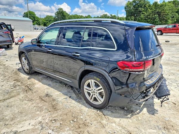 2020 MERCEDES-BENZ GLB GLB250